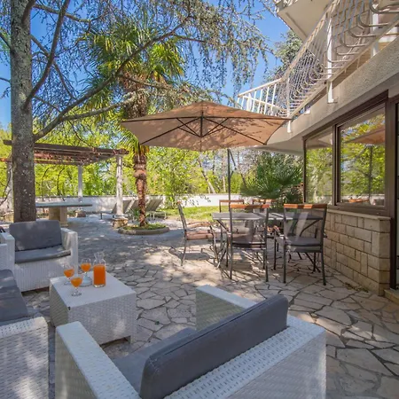 דירה Lina-3 By Interhome נייביצה